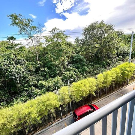 Davao Condo 2Br Pool Wifi Netflix Exterior foto